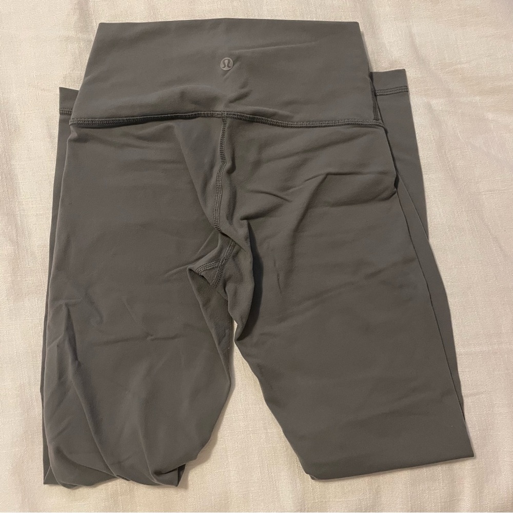 Grey LuLu lemon leggings
